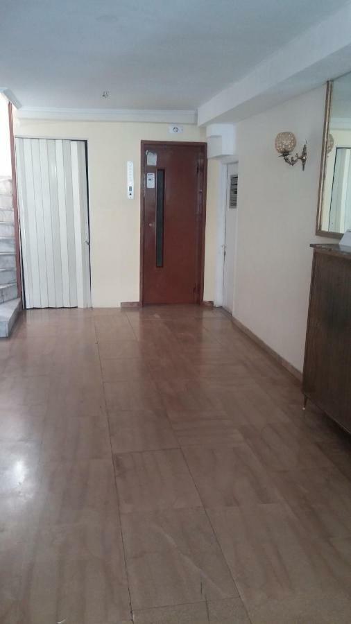 Apartamento Acropolis Within 10Min. Walk! Atenas Exterior foto